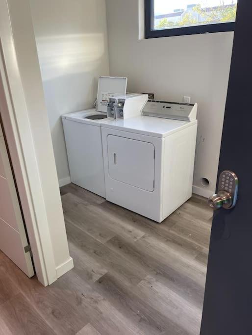 Next To San Diego Downtown - Cali King Size Studio Экстерьер фото