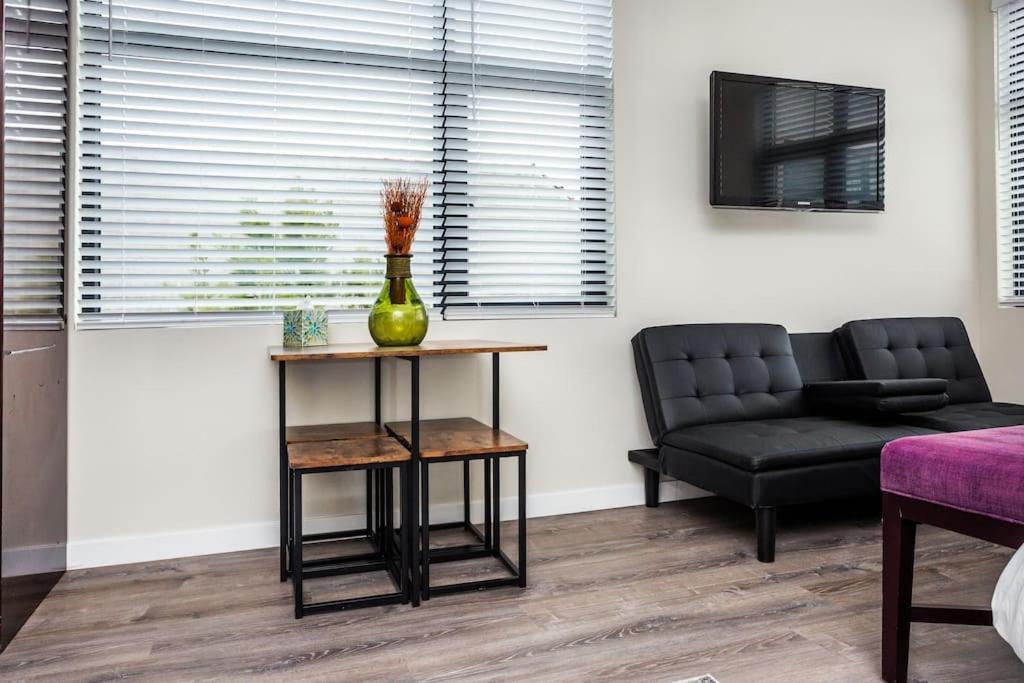 Next To San Diego Downtown - Cali King Size Studio Экстерьер фото